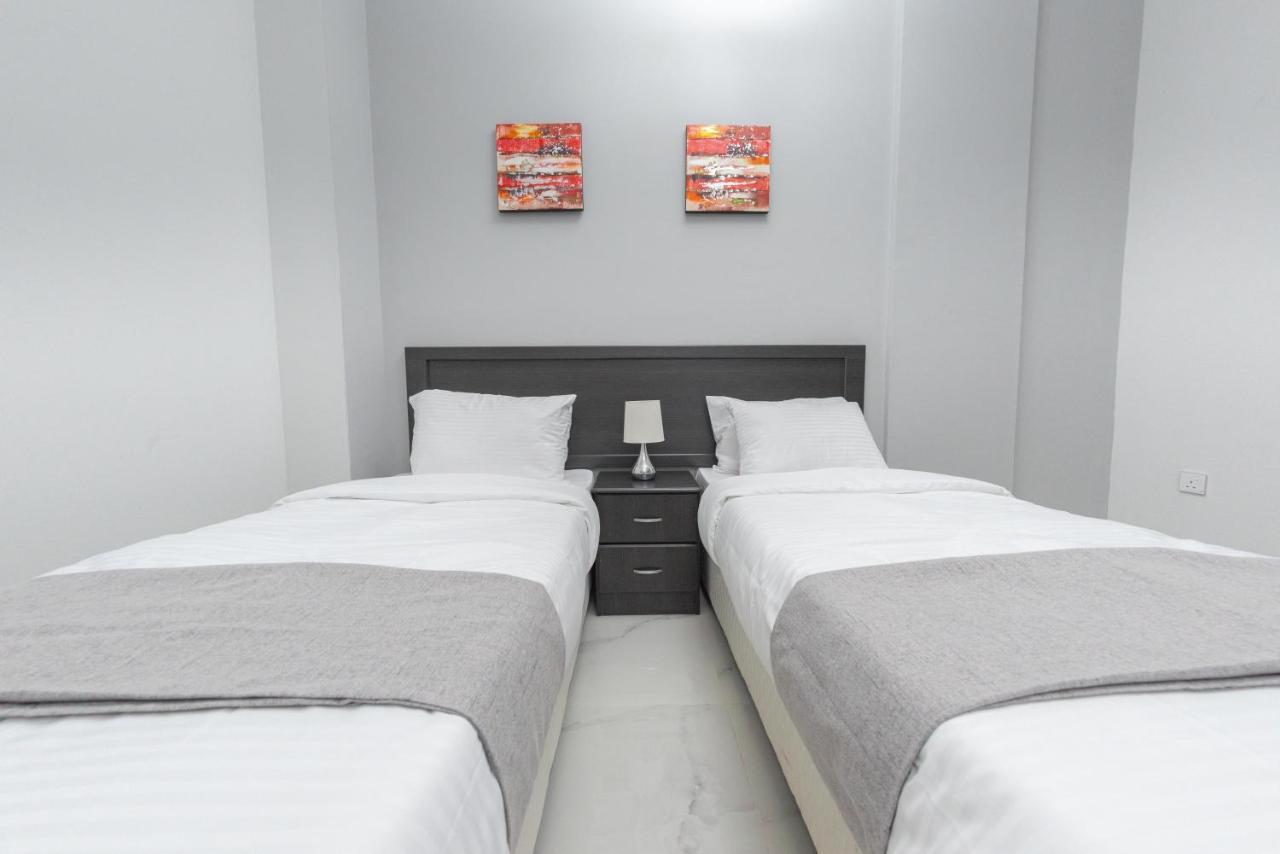 Al Sqlawi Hotel Apartment Ras al Hadd Exteriér fotografie